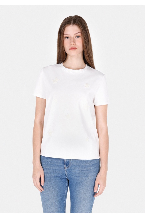 Regular Fit Round Neck Embroidered Women's White Short Sleeve T-Shirt