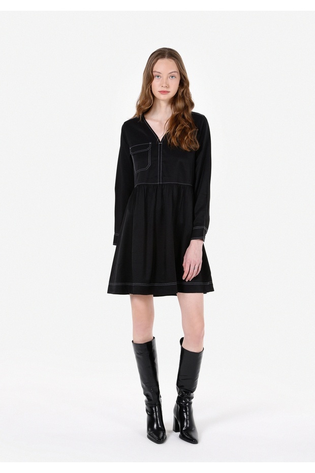 Women's Black Dress with Regular Fit
