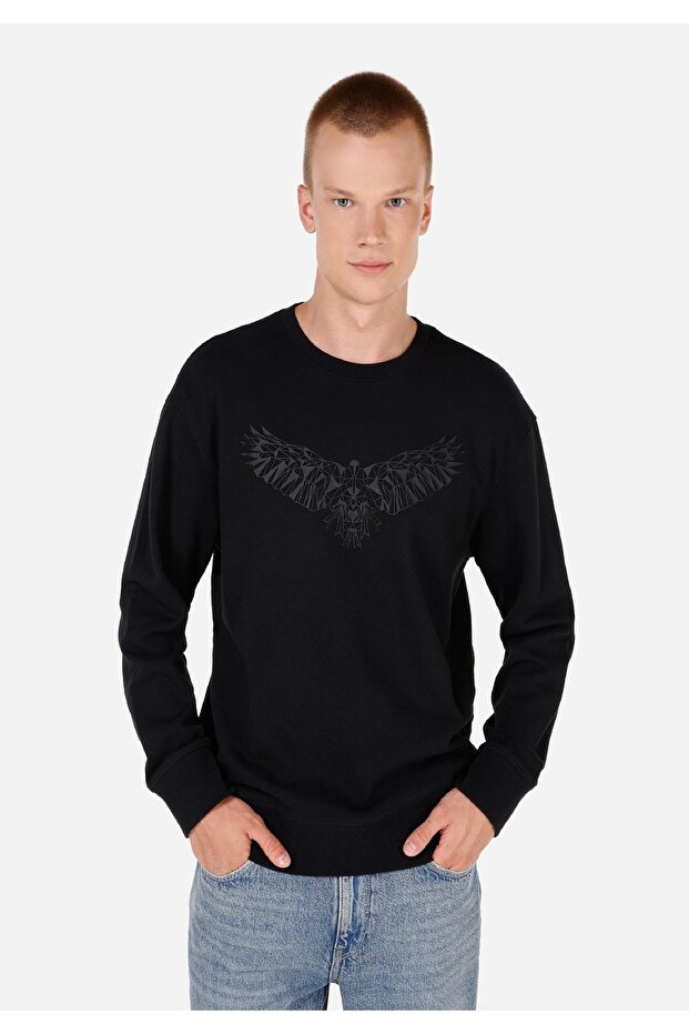 سويت شيرت أسود محبوك للرجال من Comfort Fit