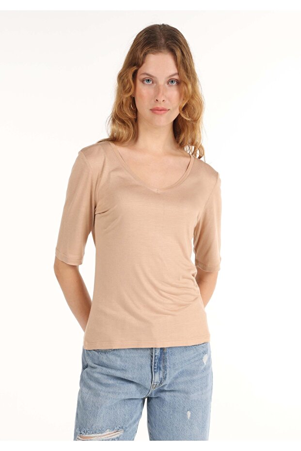 Slim Fit V-Neck Women's Beige Short Sleeve T-Shirt