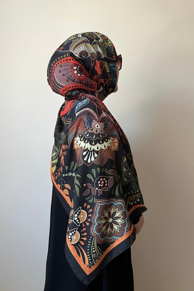 Retro Pattern Black Soft Shawl - 4