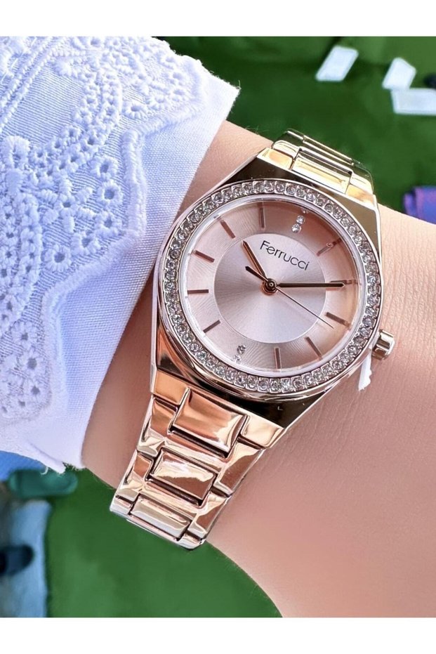 Milano Round Dial Rose Gold Silver Metal Band Women's Wristwatch