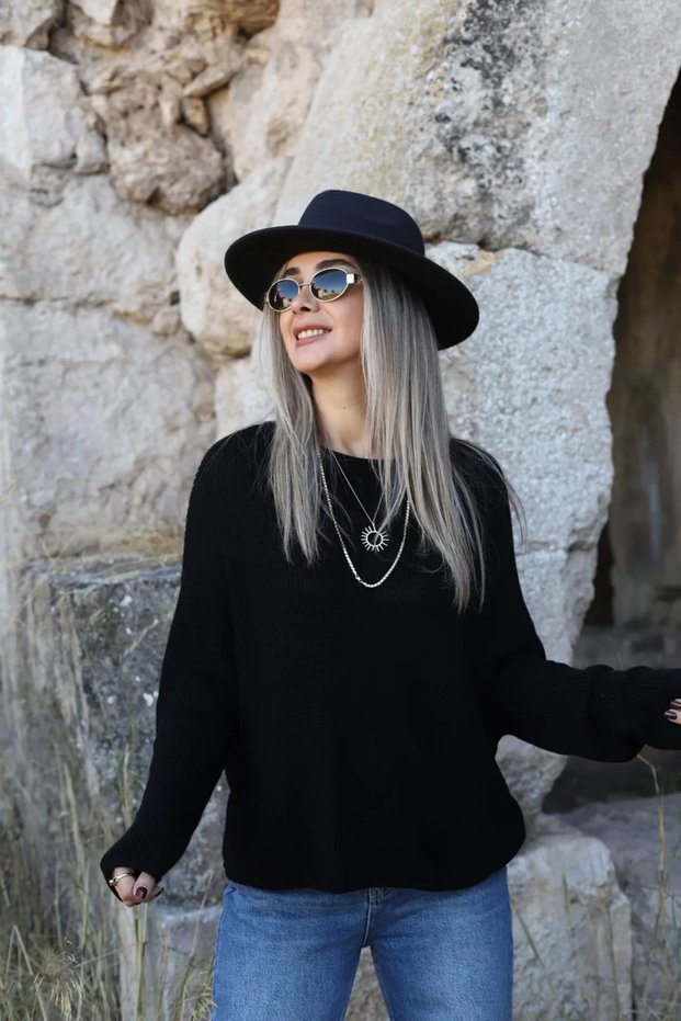 Black standard size boat neck knitwear sweater
