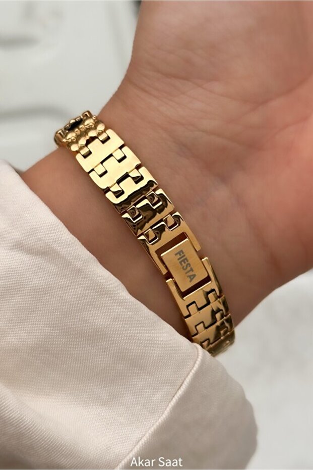 F24067L Metal Band Women's Wristwatch
