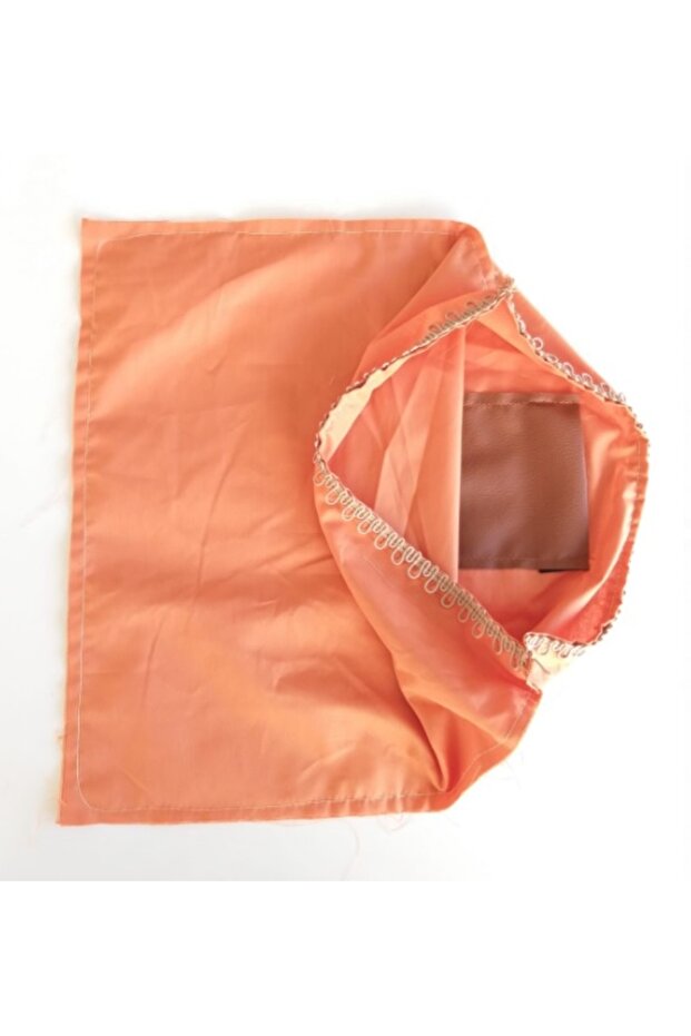 Unzipped 38X38 cm Sewn Lining Tan