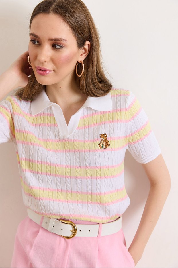 Women's White Polo Collar Teddy Bear Embroidered Seasonal Knitwear Blouse Blz-19003283