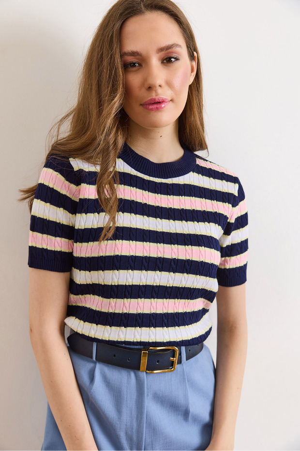 Women's Navy Blue Crew Neck Striped Seasonal Knitwear Blouse Blz-19003282