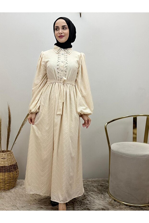 Taş Detaylı Elbise