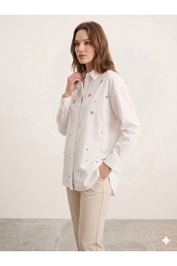 Women's Stoned White Shirt – Classic Cut with Shiny Rhinestone Detail