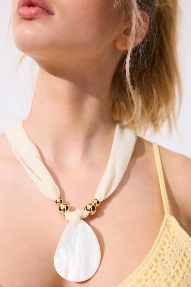 Sedefli dokuma kolye - 2