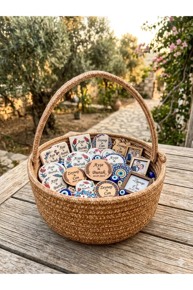 Wicker Candy Basket, Wedding Engagement Basket, Wicker Basket, Presentation Basket
