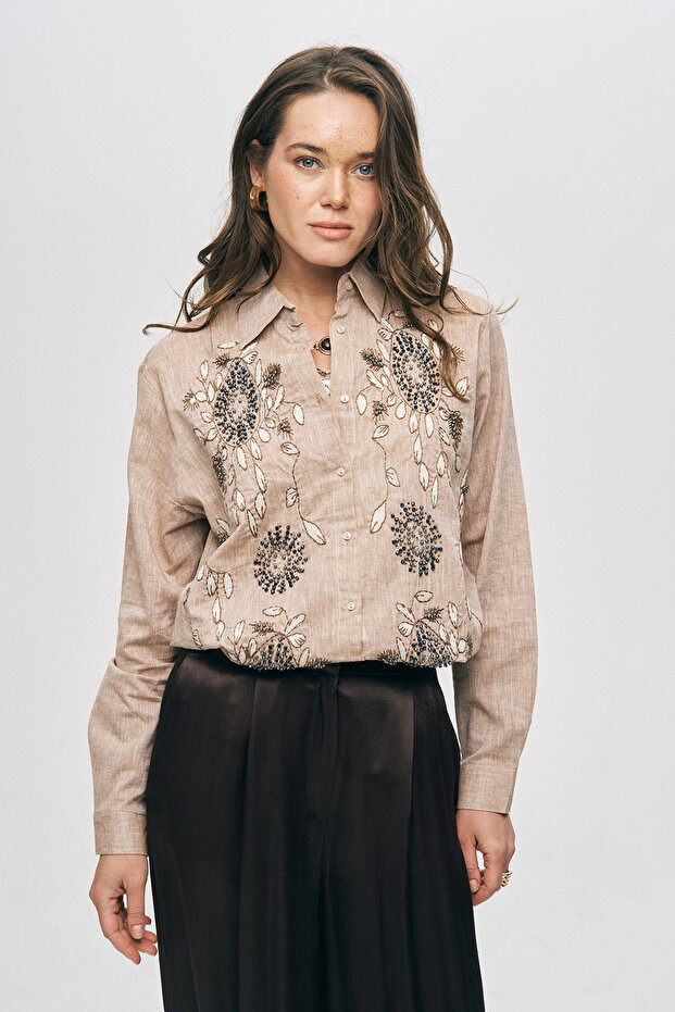 Women's Oversize Shirt with Floral Embroidery and Stone Embellishments