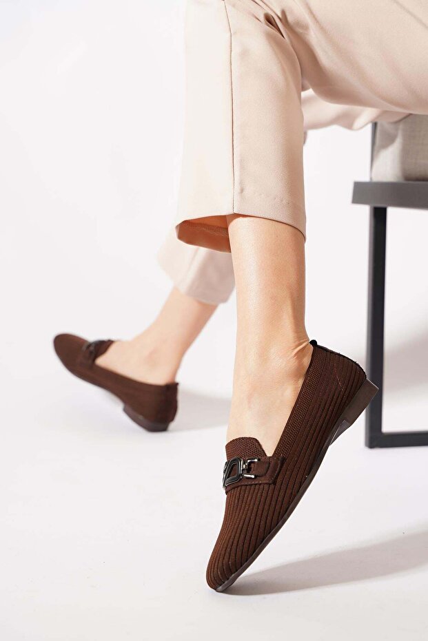 Roklen Women's Knitwear with Endless Buckle, Babet Brown