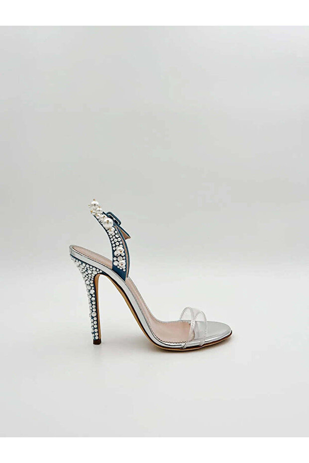 PEARL AND CRYSTAL SANDAL