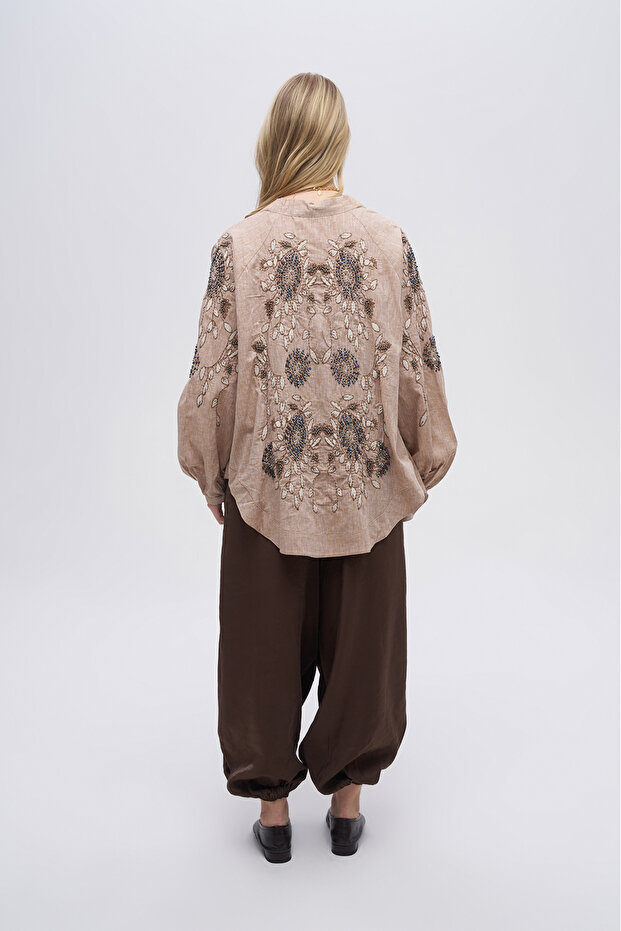 Women's Oversized Kimono with Floral Embroidery and Stone Embellishments