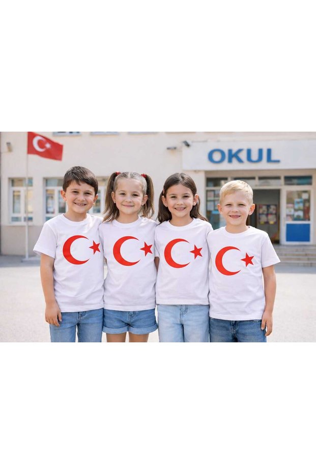 23 April Children's T-Shirt with Turkish Flag Red & White Unisex T-Shirt