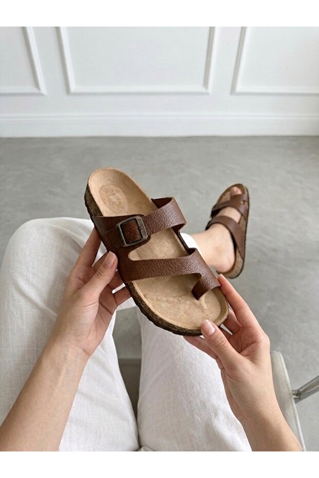 Unisex Genuine Leather Slippers – Orthopedic Anatomical Cork Sole with Flip-Flop Design