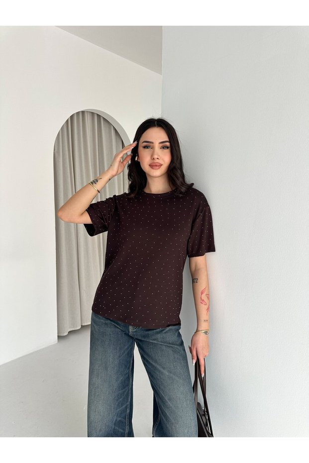 Women's Crew Neck Short Sleeve Stone Detailed Shiny T-Shirt