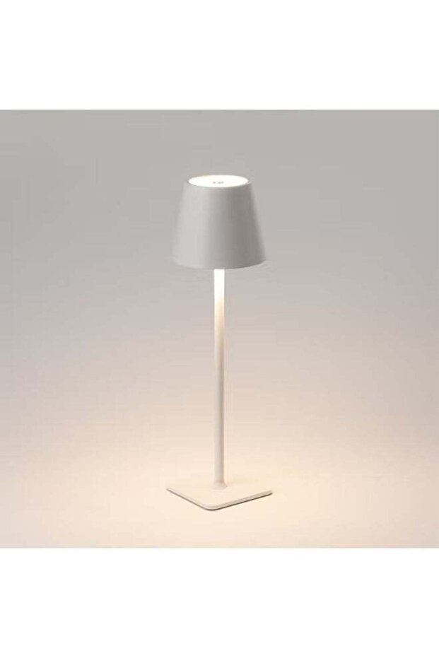 مصباح طاولة لاسلكي بتقنية LED