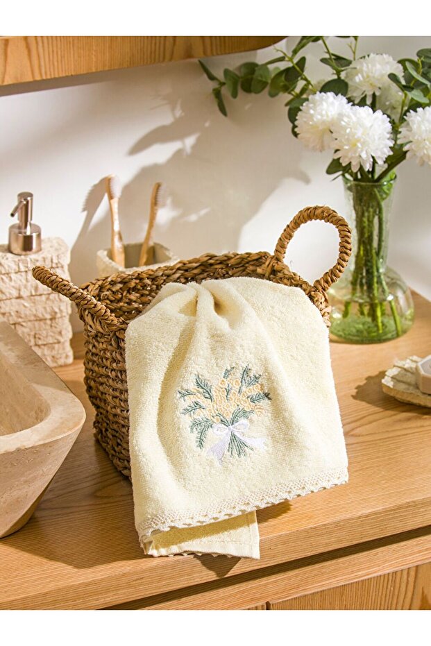 Flower Embroidered Face Towel 50X80 cm