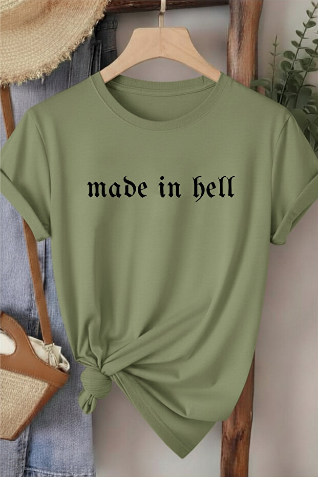 تي شيرت نسائي من القطن الأسود مطبوع عليه Made in Hell