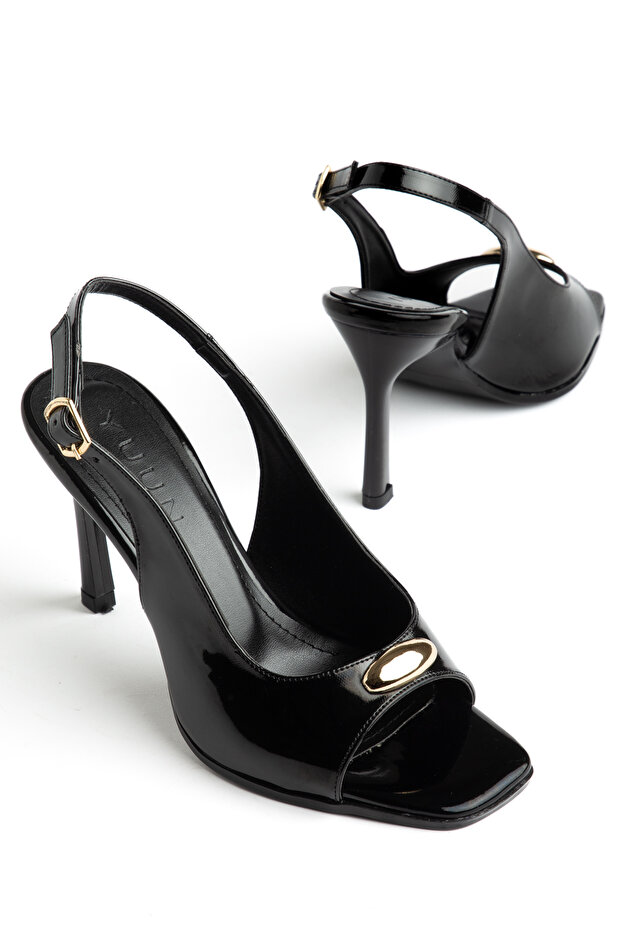 Selh High-Heeled Shoes with Buckle