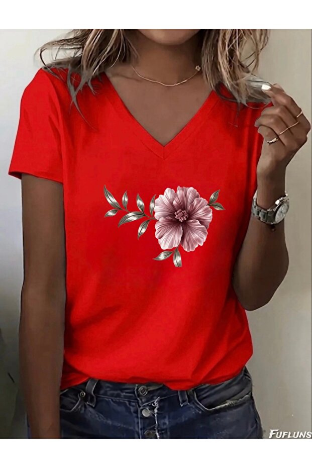 Flower and Leaf Printed Women's Oversize V-Neck T-Shirt
