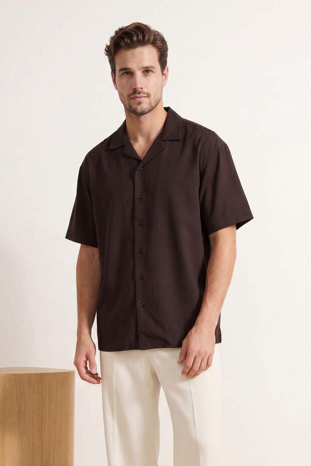 Kahverengi Normal Kalıp/Regular Fit &100 Pamuk Gabardin Kısa Kol Dokuma Erkek Gömlek TMNSS26GO00016 - 3