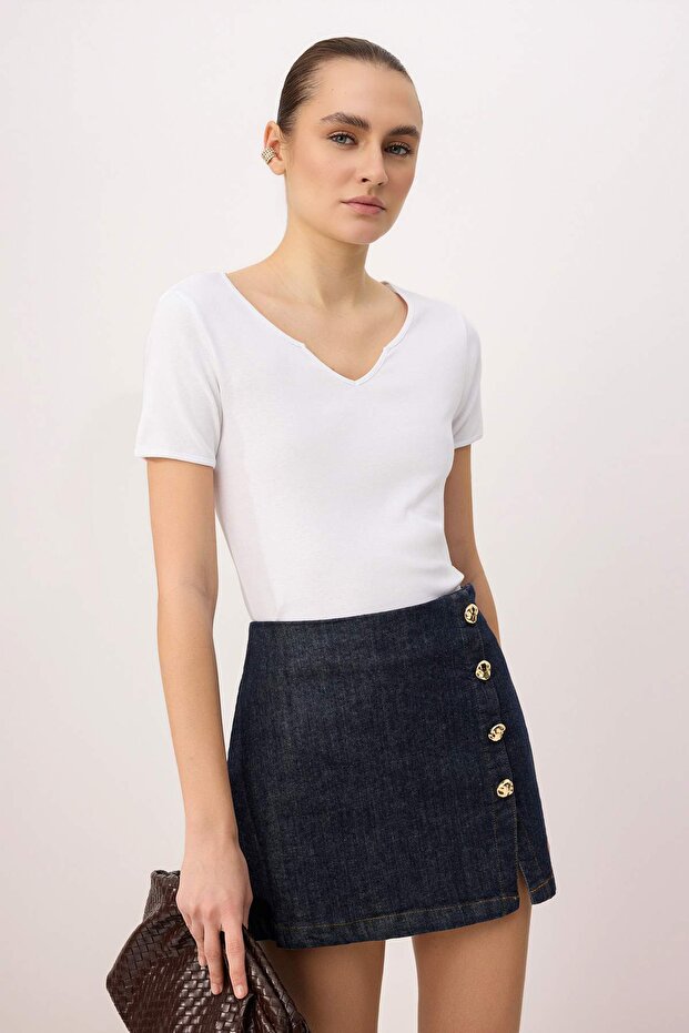 Trendyolmilla  Ekru Düz Fitted Kaçık Yaka Standart Kol Crop Pamuk Ribana Örme T-Shirt TWOSS26TS00203 - Görsel 3