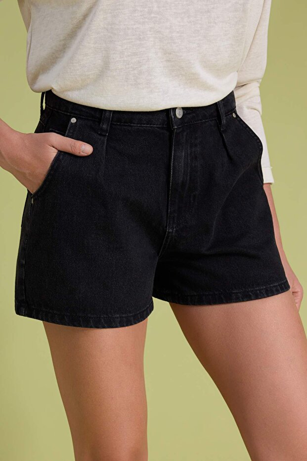 Siyah More Sustainable Pileli Yüksek Bel City Boy Denim Şort TWOSS20SR0129 - 3