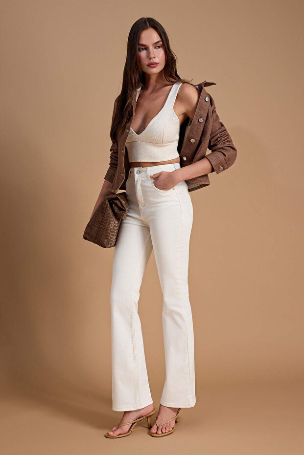 Ekru Yüksek Bel Ekstra Esnek Flare İspanyol Paça Jeans TWOSS26JE00174 - 2