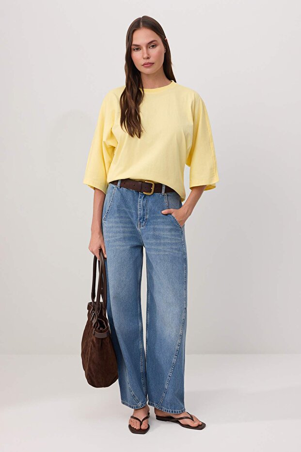 Wardrobe Essentials-Sarı Geniş Kalıp Yarasa Kol %100 Pamuk Örme T-Shirt TWOSS26TS00047 - 3
