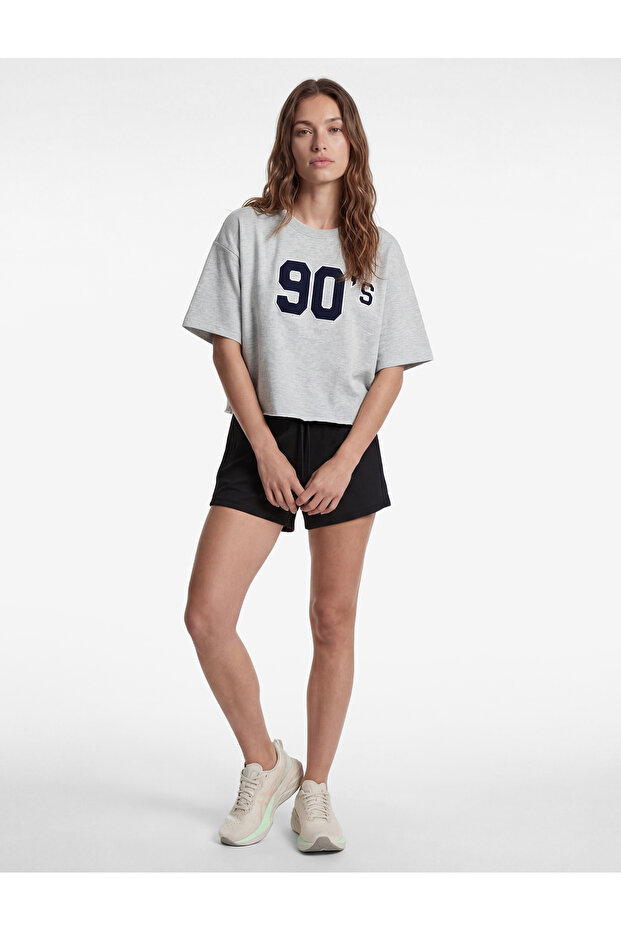 Comfortable Fit Short Sleeve Crew Neck Printed Crop Sports T-Shirt