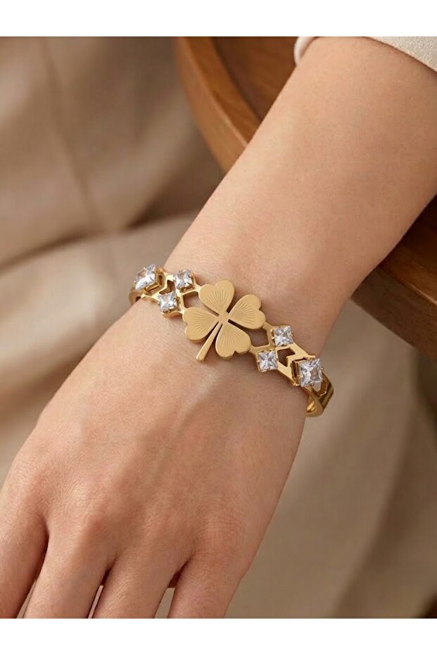 Steel Stone Clover Handcuff Bracelet