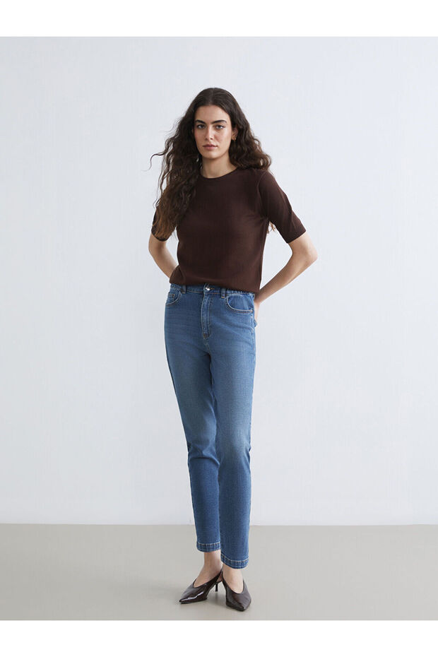 Elastic Waist Slim Mom Women's Jean Trousers