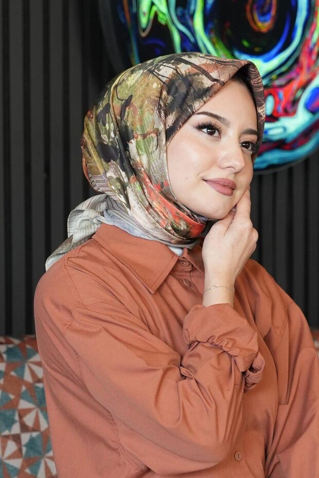 وشاح قطني بنقشة طبيعية، باللون الرمادي