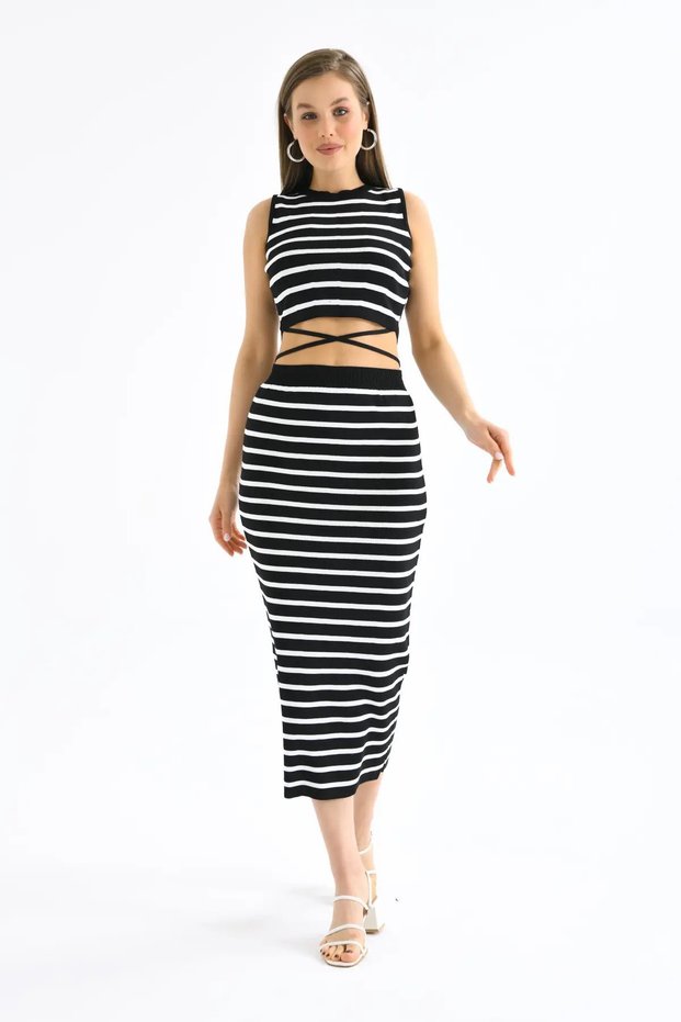 Women's Crew Neck Striped Lace Detail Crop Blouse Long Skirt Two-Piece Knitwear Set 10239 Plt