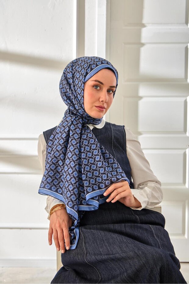 100% Voile Silk Shawl 441003-18