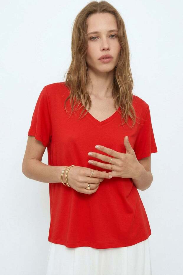 Front and Back V-Neck Basic Viscose Blend T-Shirt - 8