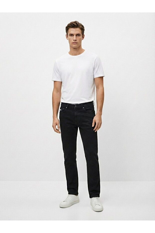 Sawyer P Narrow Leg Mid Waist Black Jean Pants