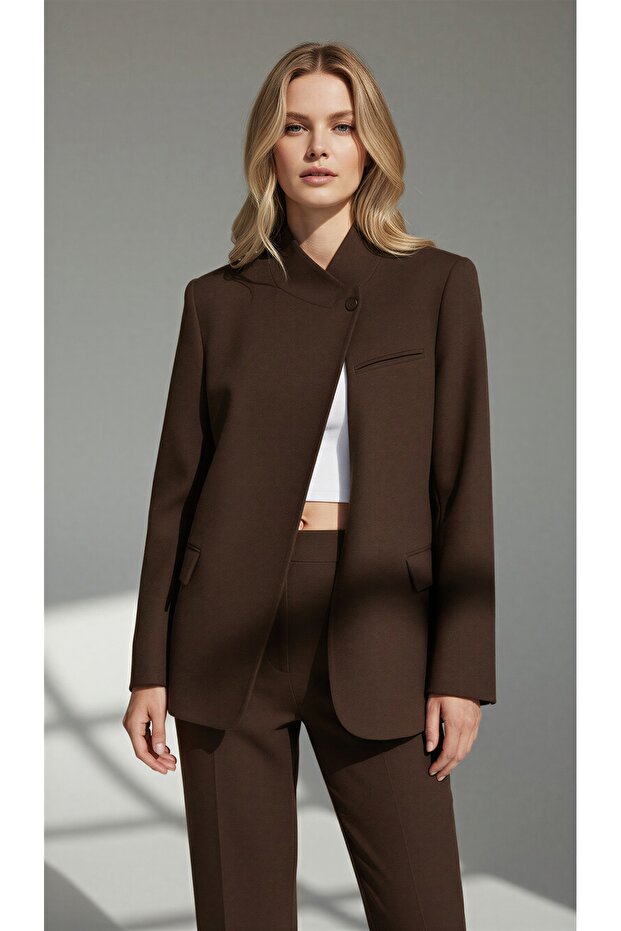 Women's Brown Hakim Collar Blazer Jacket – Minimal Chic Design