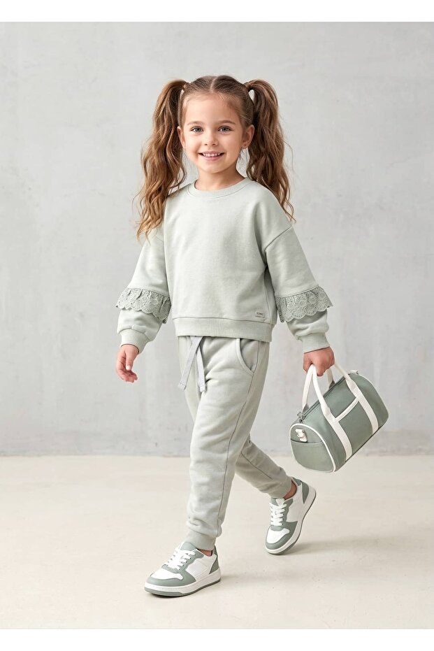 Organic Green Winter Little Girl's Sweatpants