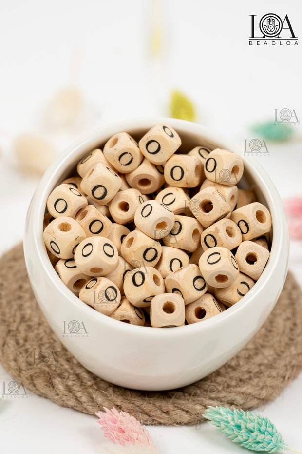 10 mm Wooden Letter Beads Single - Letter O - Alphabet Beads Cube Letter (20) Pieces