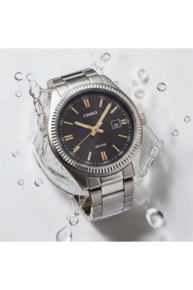Mtp-1302D 50 Meters Waterproof Sports Stylish Women's Wristwatch