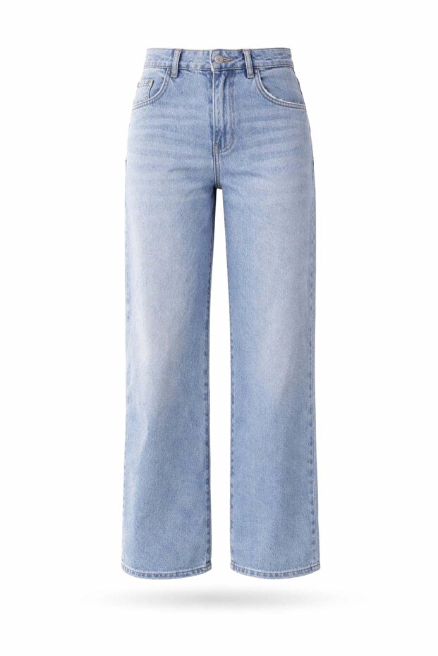 Light Blue Straight Fit Jean 25711