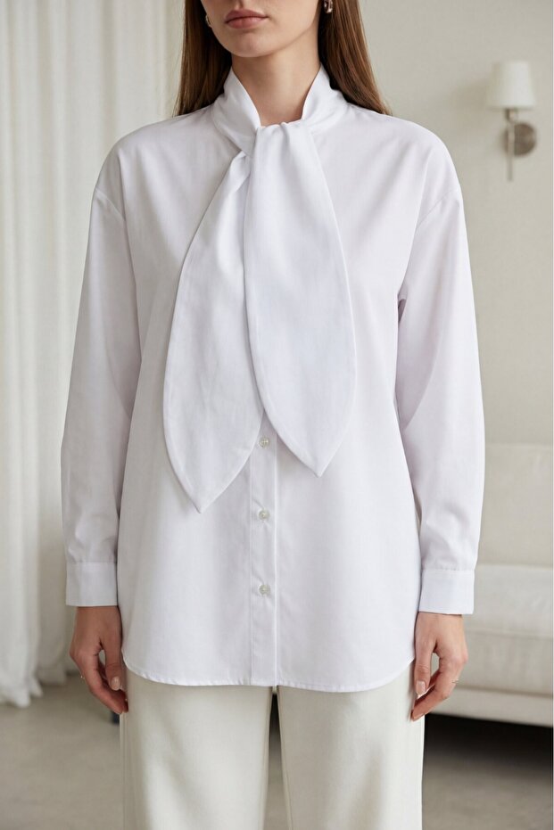 Oversized Poplin Shirt with Tie Collar and Buttons -White