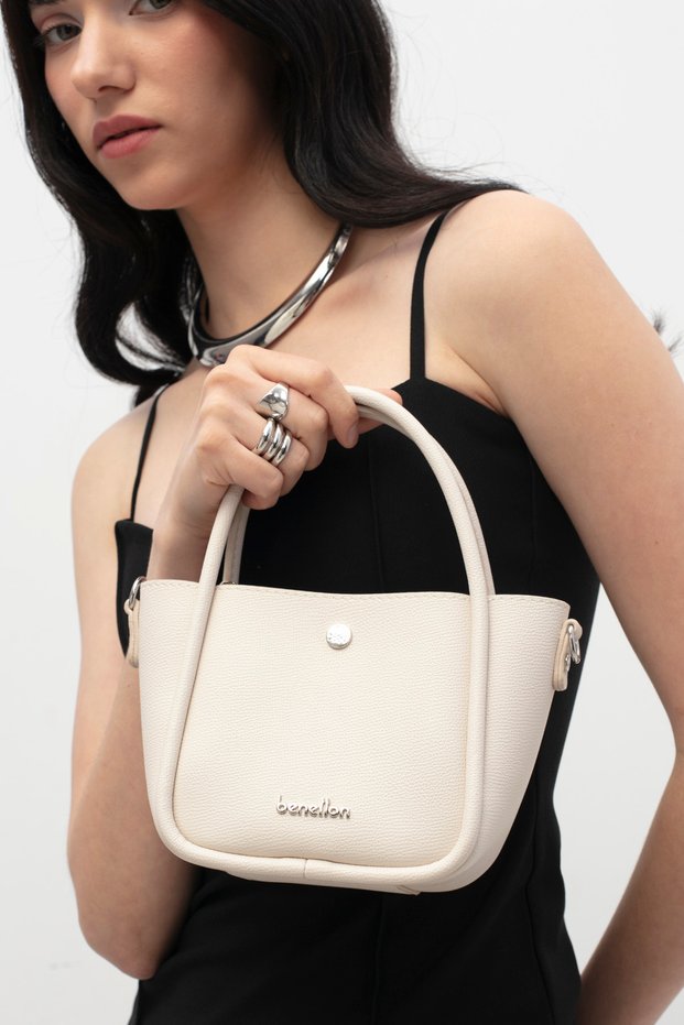 Benetton Women's Arm Bag Beige Bnt1810