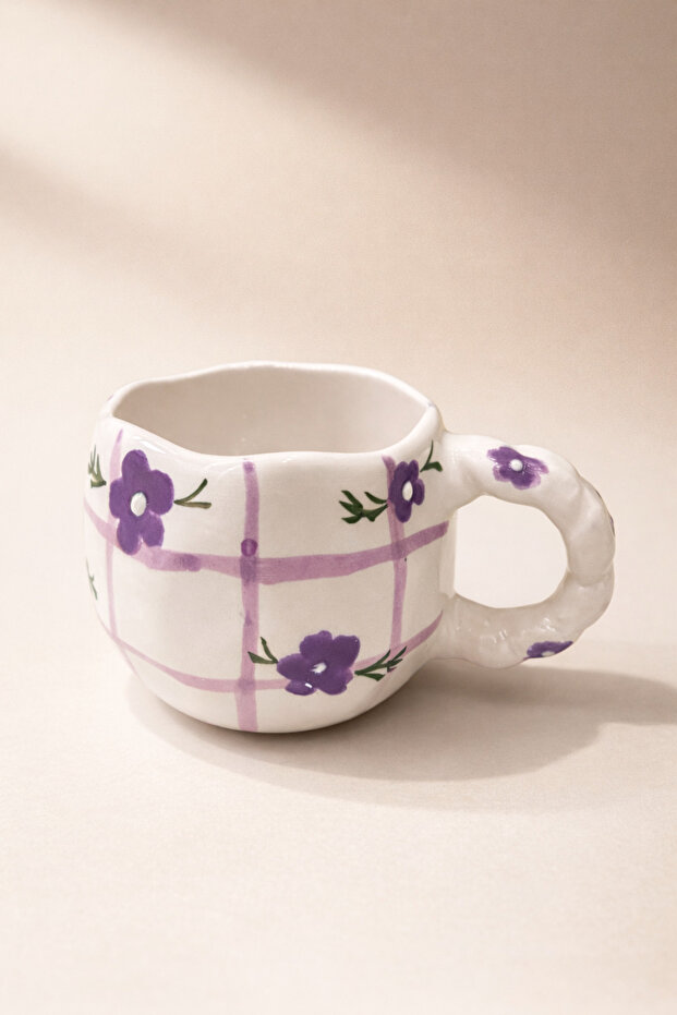 Purple Daisy Patterned Handmade Ceramic Mug – Cream Coffee Cup with Handle