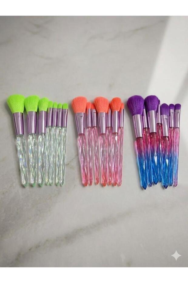Women's 7-piece makeup brush set