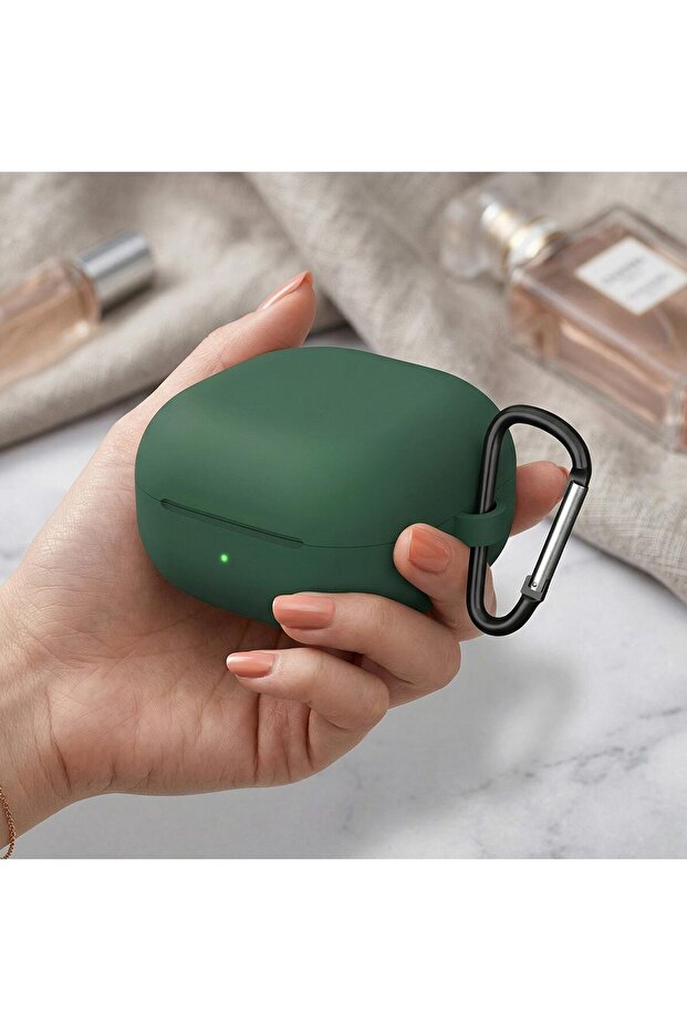 حافظة CaseOnn Galaxy Buds 4 Pro مصنوعة من السيليكون غير اللامع باللون الأخضر الداكن مع جهاز تعليق